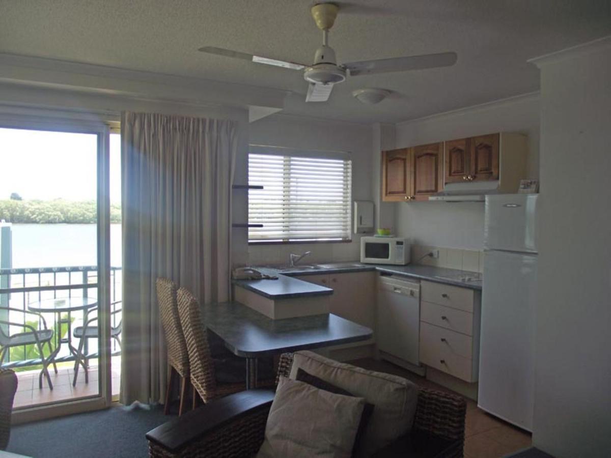 River Sands Apartments Маручидор Экстерьер фото
